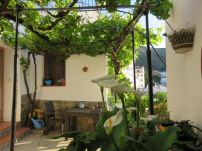 VILLA MONTE